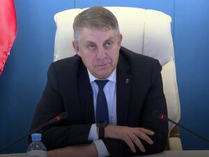 Прямая линия: Александру Богомазу задали первые вопросы 