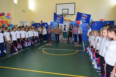 В Красносельской школе Выгоничского района открыли новый спортзал