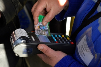 В Брянске в общественном транспорте появится электронная оплата проезда