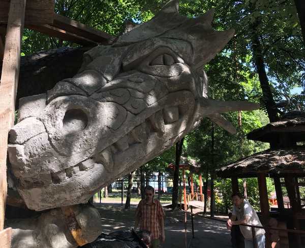 В брянском парке «Юность» поселится огромный Змей Горыныч