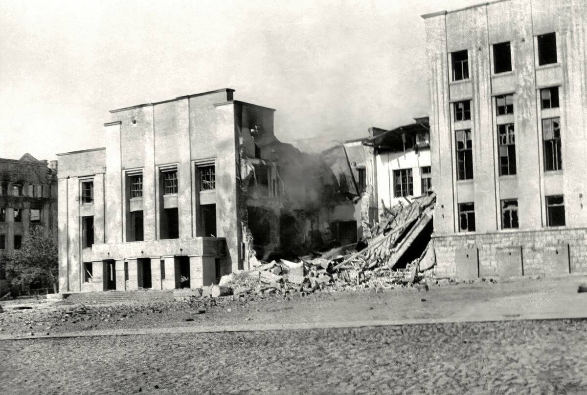 Разрушенный Брянск в 1943