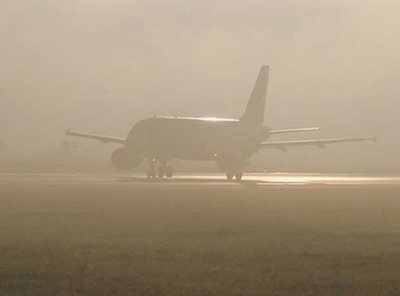 Авиарейс из Питера в Брянск задержали из-за тумана