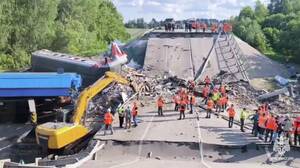 К началу 2026 года восстановят мост, обрушившийся на поезд в Брянской области