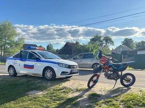 В Климово поймали двух подростков на мотоциклах без прав