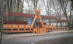 В парке Толстого в Брянске появилась новая сцена для бардов и поэтов