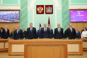 Александр Богомаз представил новую команду заместителей в облдуме