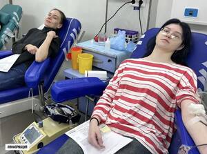 60 брянцев сдали кровь в сквере Карла Маркса