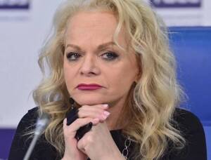 Пудовкин назвал причину переноса концерта Долиной в Брянске