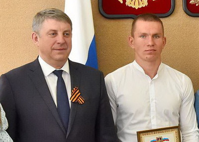 Брянский губернатор поздравил лыжника Большунова с успехом на ЧМ 
