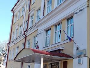 Флаги на учреждениях Брянска приспущены в знак траура по жертвам атаки ВСУ