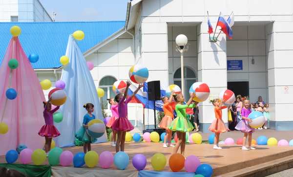 В Брянском районе весело отпраздновали День защиты детей