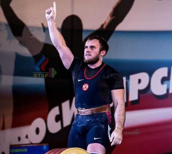 Брянский штангист Егор Климонов стал абсолютным чемпионом России 