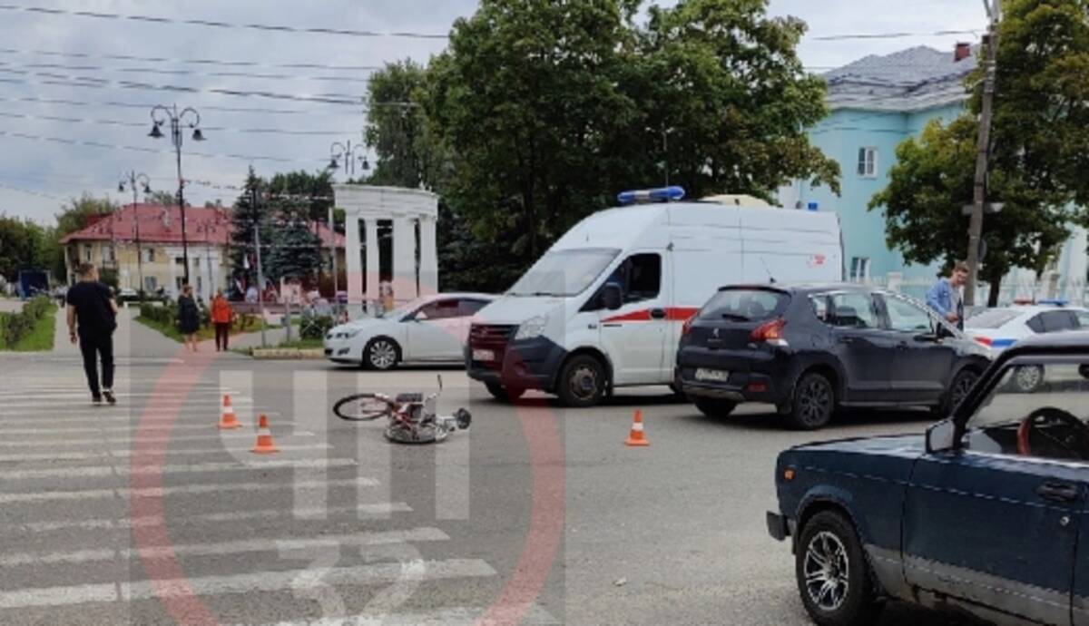 В Брянске сбили велосипедиста возле ДК Горького