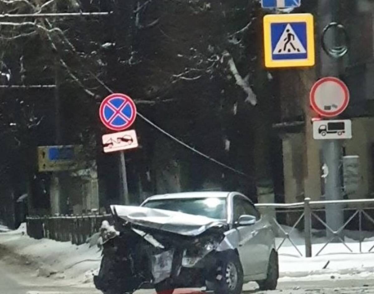 В Брянске сообщили о массовом ДТП на Фокина | 07.01.2024 | Брянск -  БезФормата