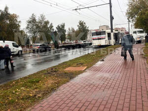 ДТП с автобусом парализовало движение на Станке Димитрова в Брянске