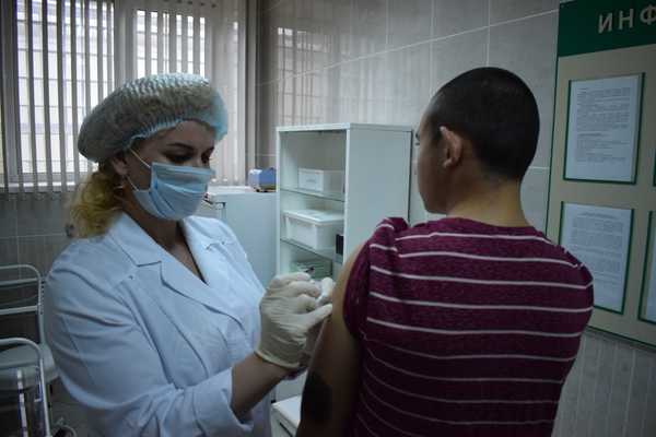 Брянским заключенным сделали прививки от гриппа