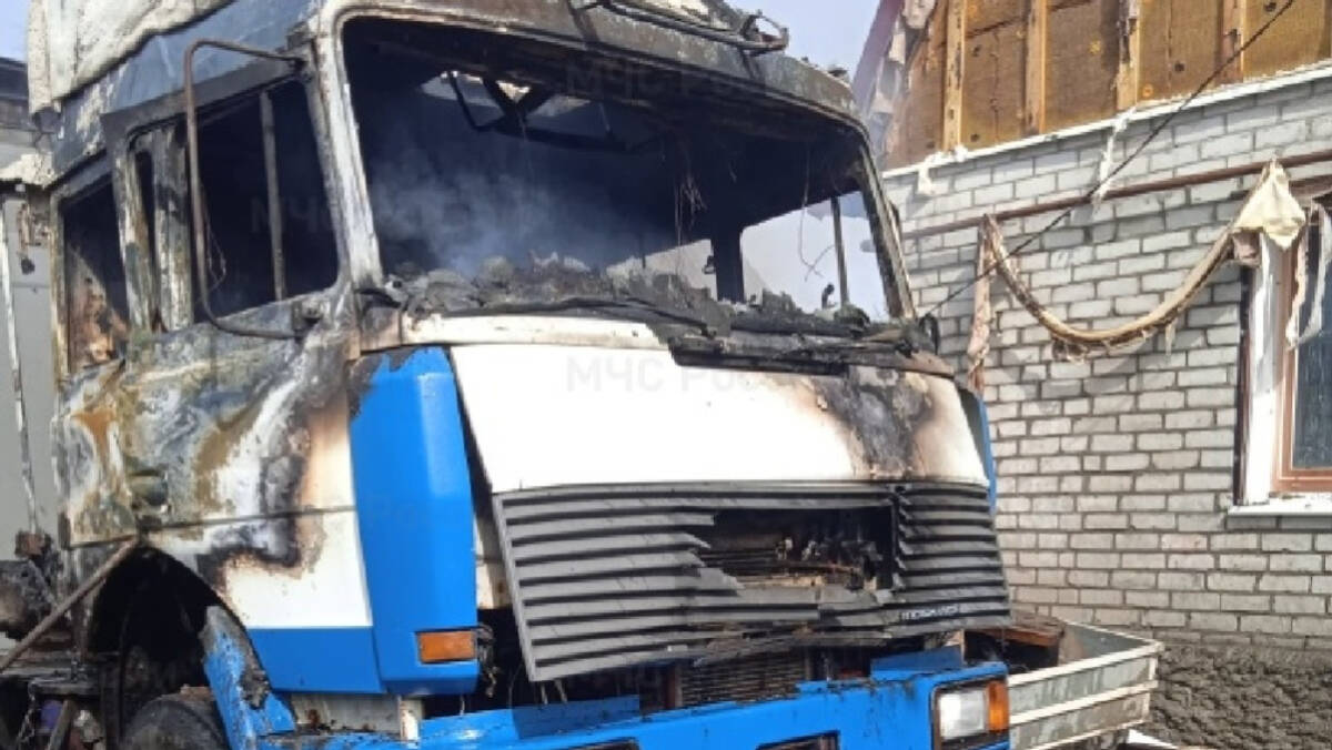 В Супонево Брянского района сгорел грузовик | 31.03.2024 | Брянск -  БезФормата