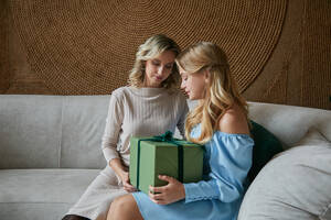 ЗОЖ вместо конфет: в Брянске сменились предпочтения в выборе новогодних подарков