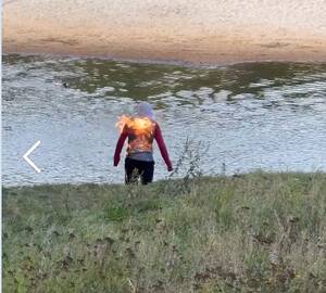 В Брянске на центральном пляже подростки подожгли друга и сняли на видео