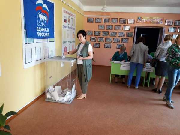 Брянский депутат Валентина Миронова поучаствовала в предварительном голосовании ЕР