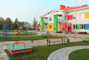 Богомаз: три многоквартирных дома и детсад построили в Суземке