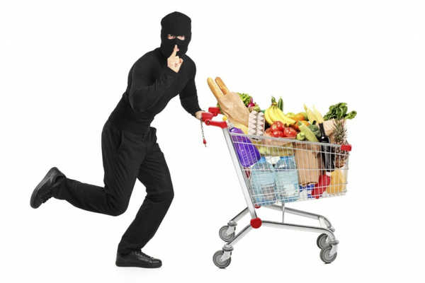В Унече два уголовника украли из супермаркета корзину с продуктами