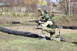 В Клинцах прошли военно-спортивные игры при участии УФСБ