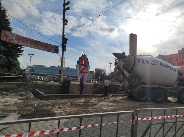 В Брянске продолжается масштабная реконструкция площади Партизан 