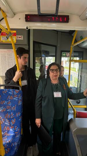 В Брянске автобусы повезли пассажиров в историческое прошлое