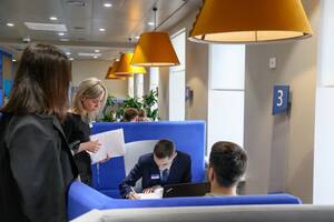 Одна из крупнейших банковских групп отчиталась о прибыли свыше 230 млрд рублей за 5 месяцев