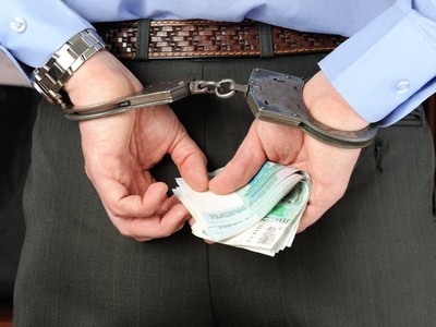 В Севске руководителя двух предприятий осудили за долги по зарплате