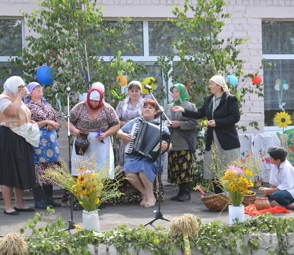 Погода с истопки. Климовский район Брянской. Климовский район Брянской области праздник. Истопки Климовский район. Истопки Брянская область.