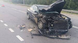 Рейсовый автобус смял легковушку в Почепском районе