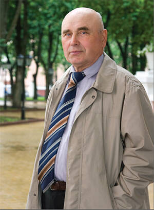 В Брянской области скончался военный летчик и писатель Виктор Лесков