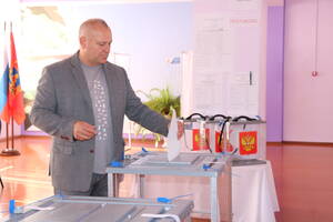 Свой гражданский долг исполнил председатель Брянской облдумы Валентин Суббот