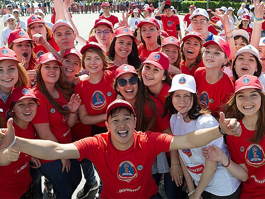 Более 50 волонтеров из БГУ отправились на Чемпионат мира по футболу