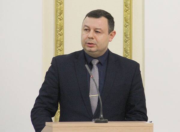 В Брянске 24 января скончался руководитель жилищной инспекции Руслан Яньков