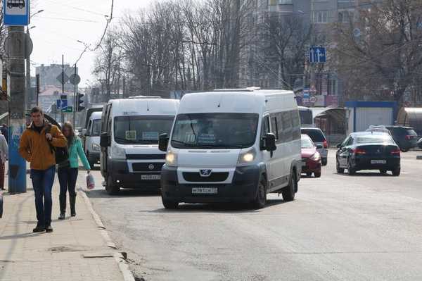 Владельцев маршруток №38 и №29 лишили лицензий в Брянске