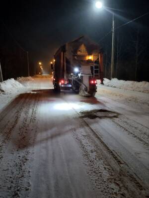 В Брянской области за сутки обработали почти 1,7 тысячи километров дорог
