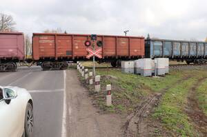 В Брянской области водителям напомнили о безопасности на ж/д переездах