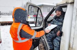 На 40 переездах Брянской области водителям напомнили правила безопасности