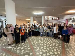 Фонд «Защитники Отечества» подарил брянским семьям ветеранов поход в цирк