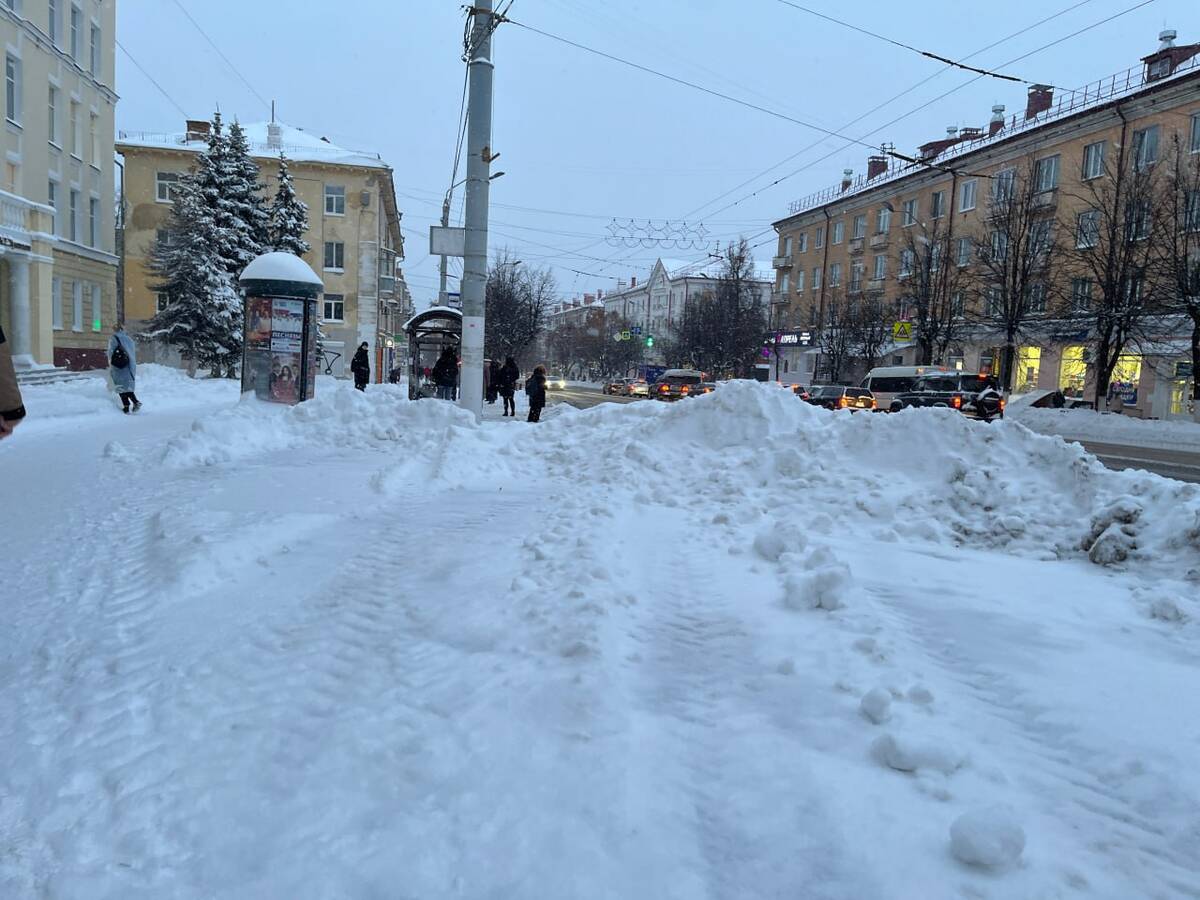 Брянский губернатор Богомаз требует организовать работу дорожников ночью