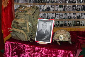 Суземский районный музей пополнился личными вещами героя-пограничника