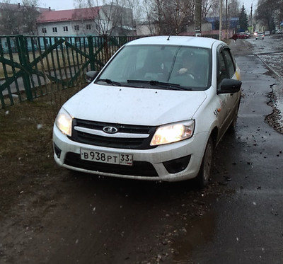 В Брянске из-за огромной лужи оштрафовали водителя «Яндекс.Такси» 