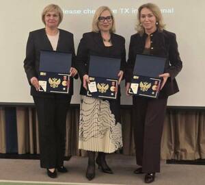 Директора брянской Почты России Татьяну Семчук наградили знаком «За мужество»