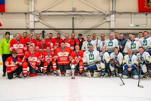Брянский «Спартак» победил в финале чемпионата области по хоккею в дивизионе 40+