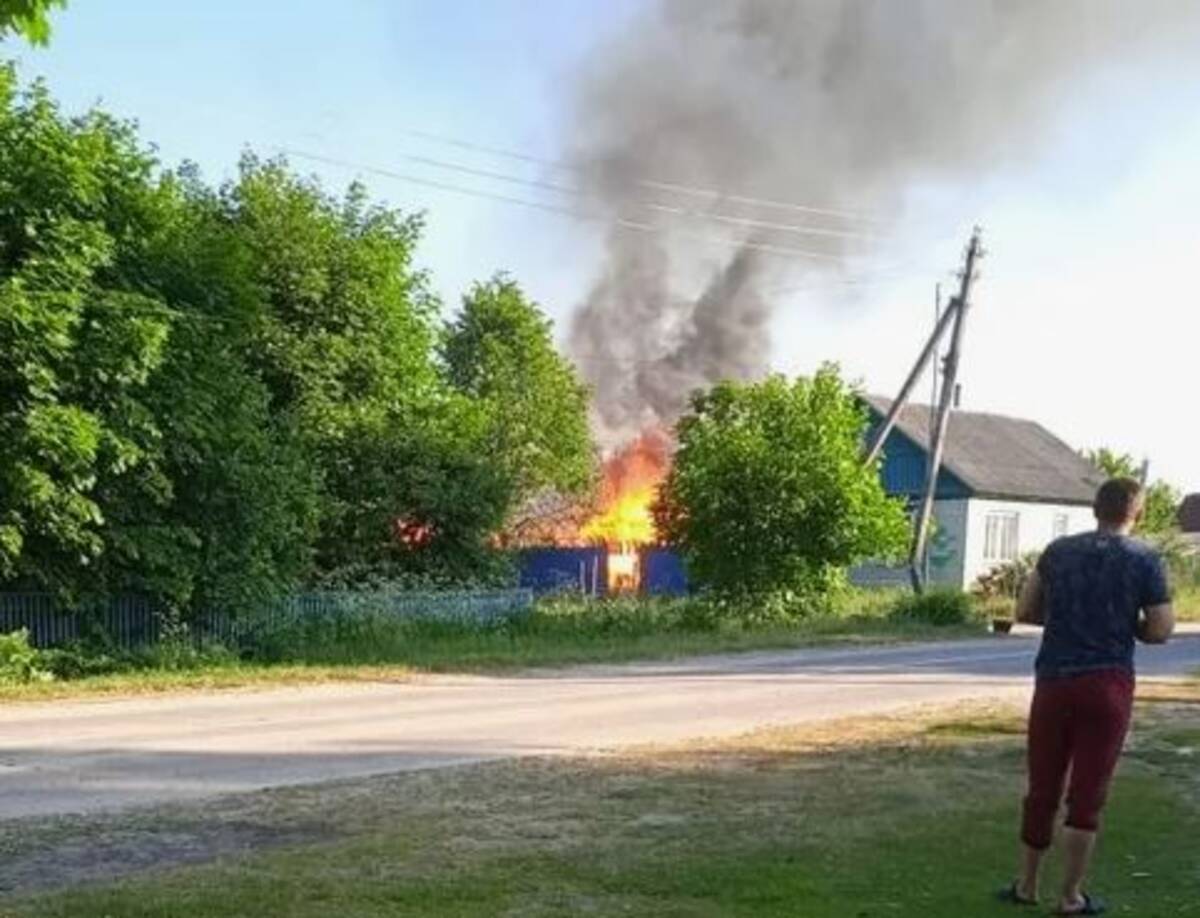 ВСУ обстреляли брянское село Ломаковка | 10.05.2024 | Брянск - БезФормата