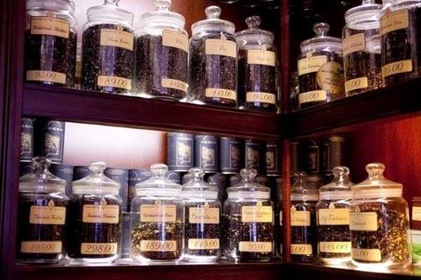 В Брянске владельца чайной лавки «развели» на 14 тысяч рублей