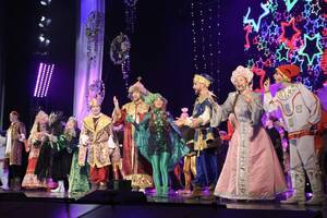 Новогодние представления в Брянске посетили более 8500 зрителей